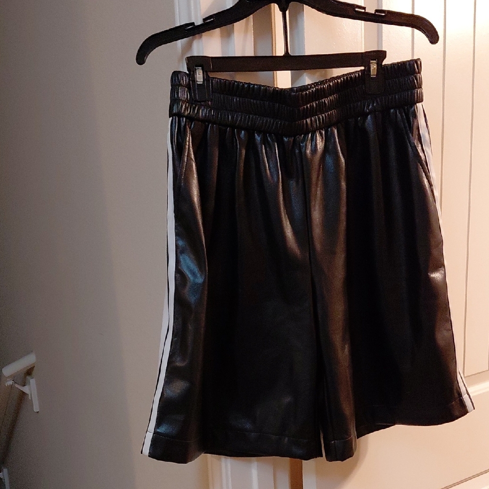 AKIRA Black High-Waist Faux Leather Athletic Shorts with White Side Stripes